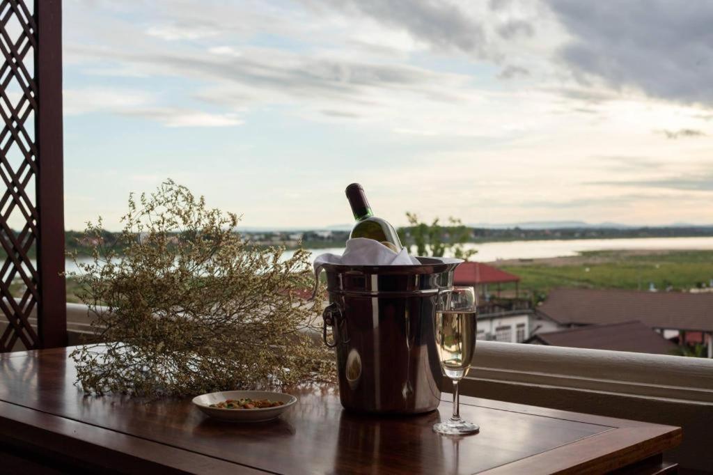 Lao Orchid Hotel Vientiane Dış mekan fotoğraf